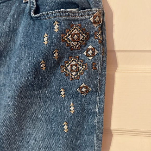 Women’s Tall patterned Eddie Bauer jeans - Picture 2 of 4